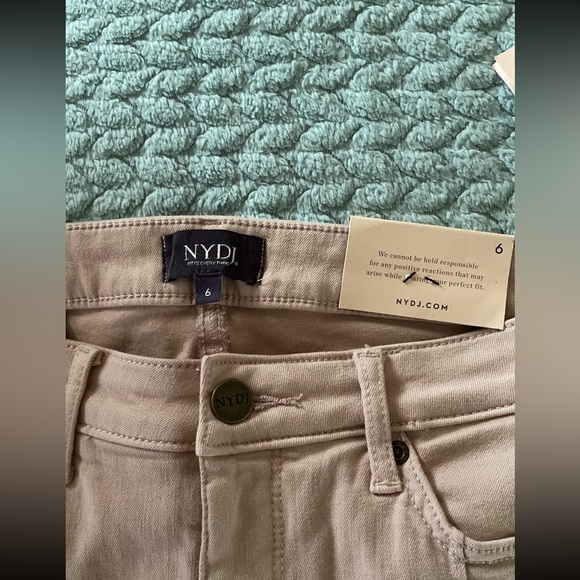 Brand new Beige jeans - Picture 2 of 3